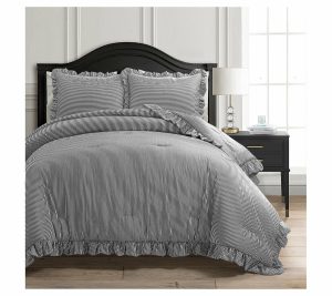 Bedspreads & Sets |   Reyna Stripe Ruffle Soft Comforter 3C F/Q Bedspreads & Sets Bedspreads & Sets