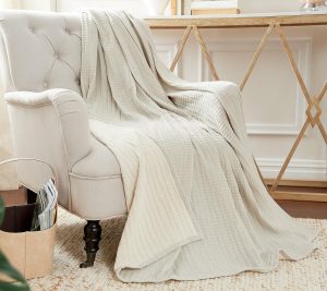 Clearance |   "As Is" 100% Cotton 2-Sided Luxury Matelasse Throw By Clearance Beige