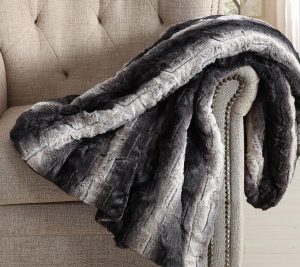 Throws & Blankets |   Ombre Luxury Faux Fur Throw With Gift Box Throws & Blankets Throws & Blankets