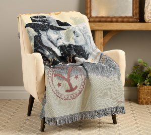 Throws & Blankets |   Yellowstone Rip And Beth Woven Tapestry Throw Throws & Blankets Throws & Blankets