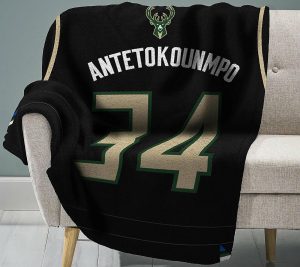 Throws & Blankets |   Nba Milwaukee Bucks Giannis Antetokounmpo 60" X80" Throw Throws & Blankets Bucks